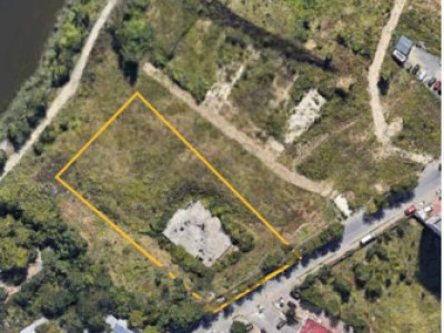 Teren intravilan cu deschidere la lac – 3.535 mp,  zona Dobroești