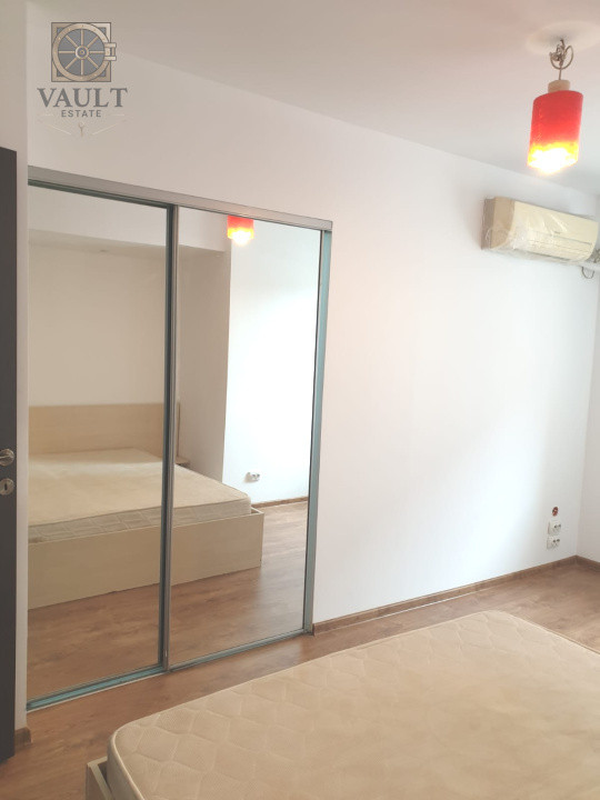 APARTAMENT 2 CAMERE RENOVAT ,CU CENTRALA PROPRIE- VITAN BARZESTI