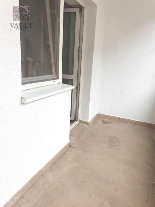 APARTAMENT 2 CAMERE RENOVAT ,CU CENTRALA PROPRIE- VITAN BARZESTI