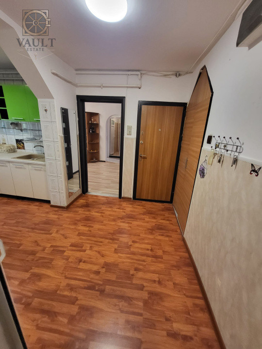 APARTAMENT 4 CAMERE-SALAJ-CALEA FERENTARI-BLOC REABILITAT-2 BAI