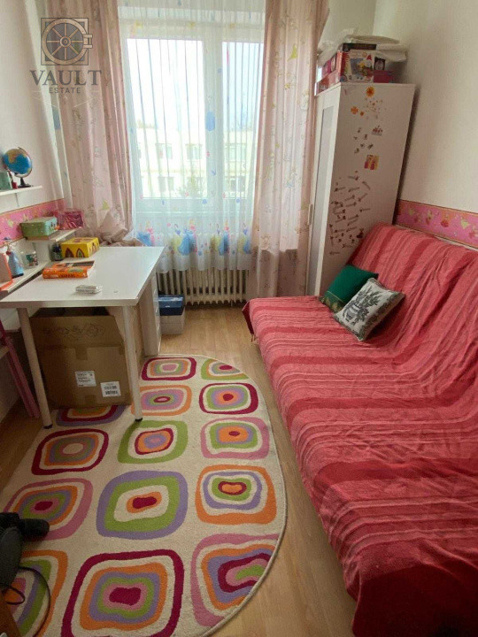 Apartament 4 camere - Ozana