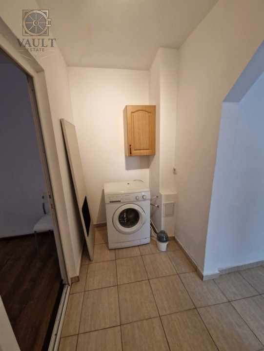 Doua garsoniere unite intr-un apartament - 5 minute de metrou - Ozana