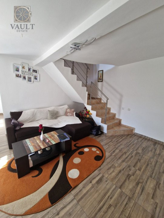 Casa cu 5 camere - Alexandriei