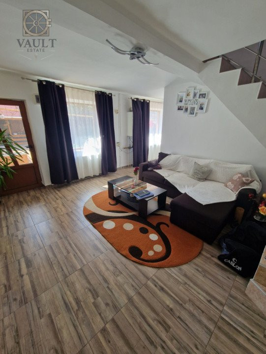 Casa cu 5 camere - Alexandriei