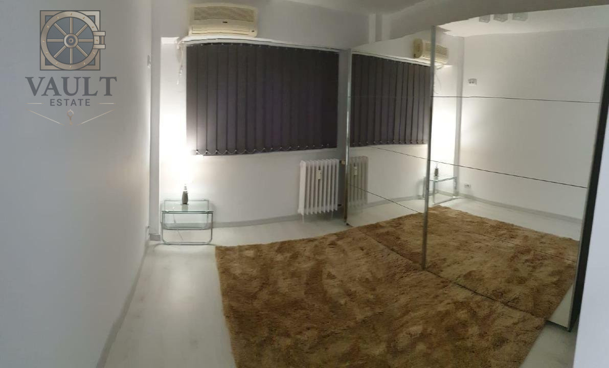 Apartament 4 camere- Ultracentral - P-ta Romana- Renovat 