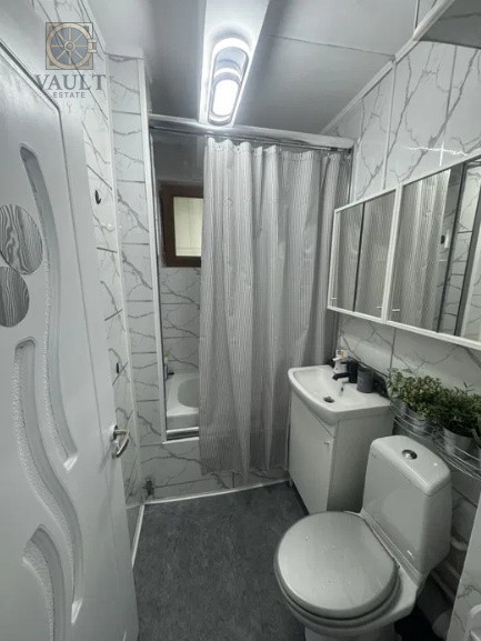 Apartament 2 camere - FARA RISC - FARA URGENTA - zona CANTEMIR 