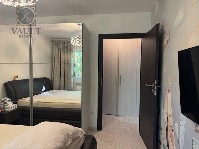 APARTAMENT 3 CAMERE - COMPLET RENOVAT - MOBILAT UTILAT - PLAZA MALL
