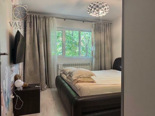 APARTAMENT 3 CAMERE - COMPLET RENOVAT - MOBILAT UTILAT - PLAZA MALL
