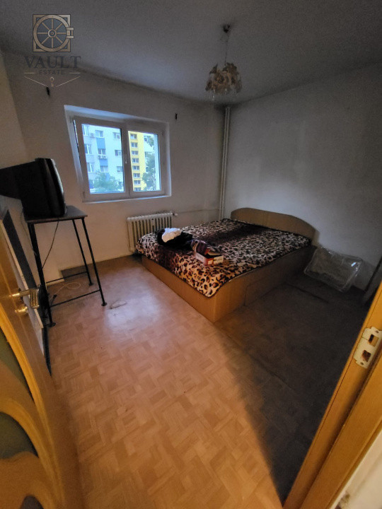 APARTAMENT 4 CAMERE-RAHOVA-BARCA-BLOC REABILITAT-2 BAI-2 BALCOANE