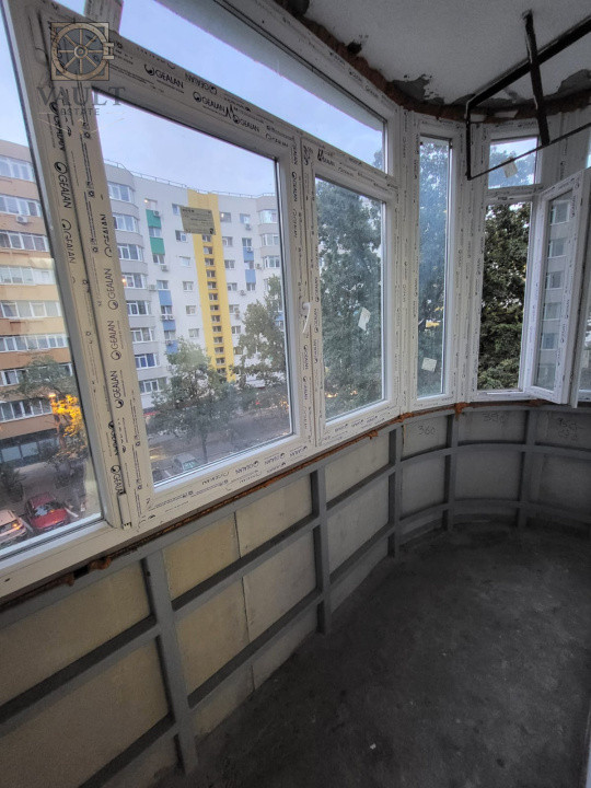 APARTAMENT 4 CAMERE-RAHOVA-BARCA-BLOC REABILITAT-2 BAI-2 BALCOANE