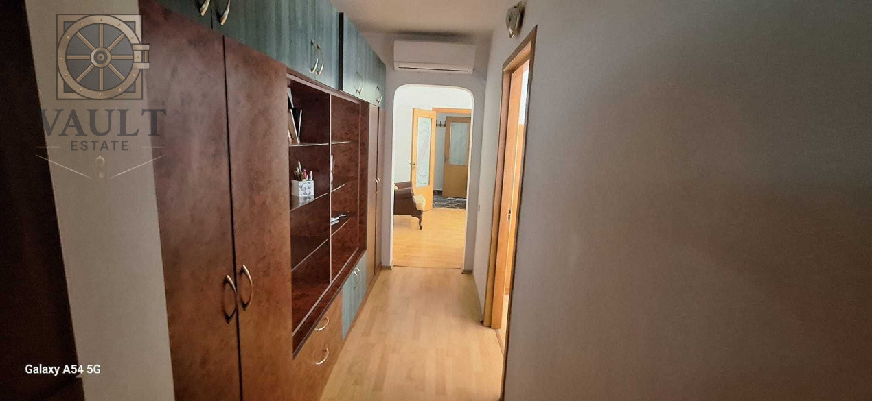 Apartament 3 camere - 2 minute Metrou - PIATA IANCULUI 