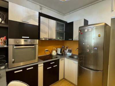 Apartament 2 Camere LA CHEIE  PARCUL VACARESTI/VITAN HOTEL RIN