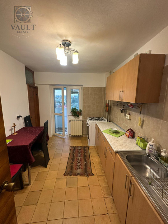APARTAMENT 4 CAMERE - BLOC 1990 - STIRBEI VODA