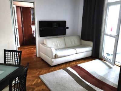 Apartament 2 camere - Domenii - lângă liceul Iorga