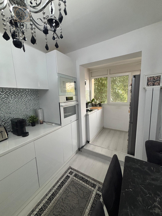 APARTAMENT 3 CAMERE-DRISTOR-2 BAI-PARCARE-MOBILAT-UTILAT-ETAJ 2/8