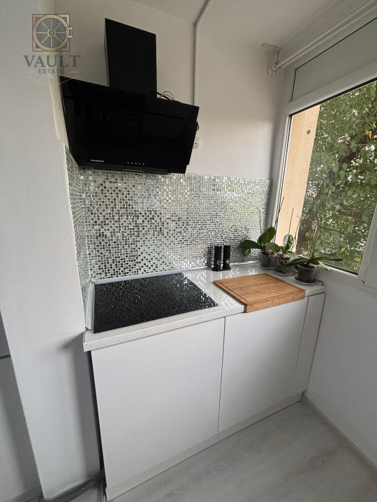 APARTAMENT 3 CAMERE-DRISTOR-2 BAI-PARCARE-MOBILAT-UTILAT-ETAJ 2/8