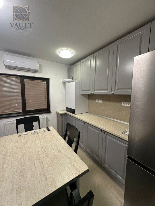 APARTAMENT 3 CAMERE-13 SEPTEMBRIE-CENTRALA-2 BAI-BLOC REABILITAT-HOL H