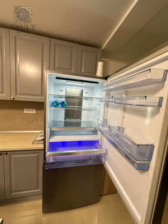 APARTAMENT 3 CAMERE-13 SEPTEMBRIE-CENTRALA-2 BAI-BLOC REABILITAT-HOL H