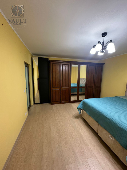 APARTAMENT 3 CAMERE-13 SEPTEMBRIE-CENTRALA-2 BAI-BLOC REABILITAT-HOL H
