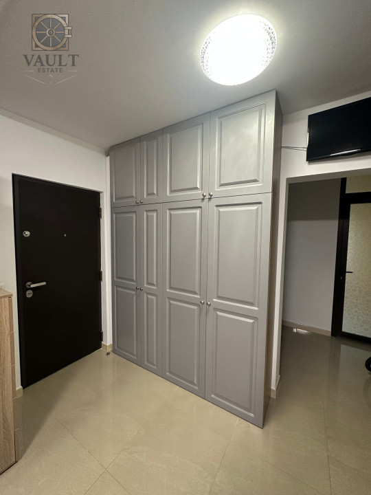 APARTAMENT 3 CAMERE-13 SEPTEMBRIE-CENTRALA-2 BAI-BLOC REABILITAT-HOL H