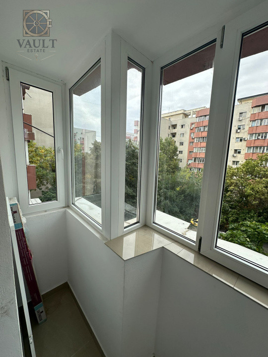 APARTAMENT 3 CAMERE-13 SEPTEMBRIE-CENTRALA-2 BAI-BLOC REABILITAT-HOL H