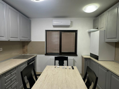 APARTAMENT 3 CAMERE-13 SEPTEMBRIE-CENTRALA-2 BAI-BLOC REABILITAT-HOL H