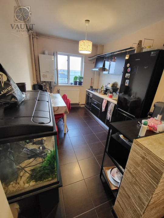 APARTAMENT 3 CAMERE-RAHOVA-2 BAI-2 BALCOANE-CENTRALA-PARCARE