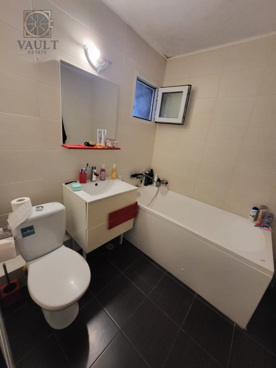 APARTAMENT 3 CAMERE-RAHOVA-2 BAI-2 BALCOANE-CENTRALA-PARCARE