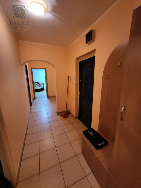 APARTAMENT 4 CAMERE-RAHOVA-BARCA-BLOC REABILITAT-2 BAI-2 BALCOANE