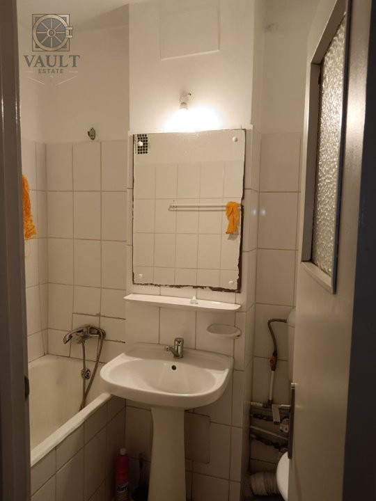 Apartament 3 camere - Metrou la 4 minute- 1 Decembrie 1918