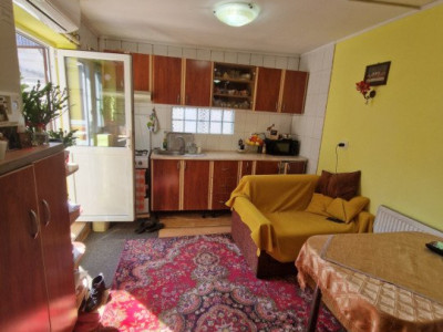 Casa cu 3 camere - Margeanului