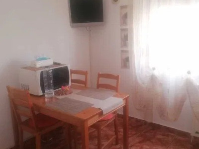 2 camere decomandat - Tei - Deleni 