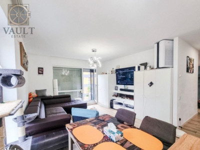 Apartament 4 camere decomandat zona Pantelimon