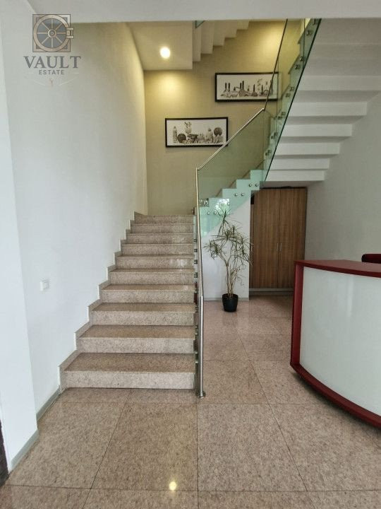 Spatiu Comercial/Firma birouri + depozit -P+2 Metalurgiei