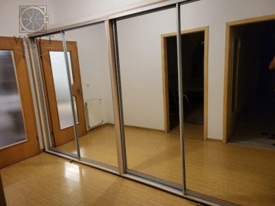 APARTAMENT 3 CAMERE-STRAULESTI