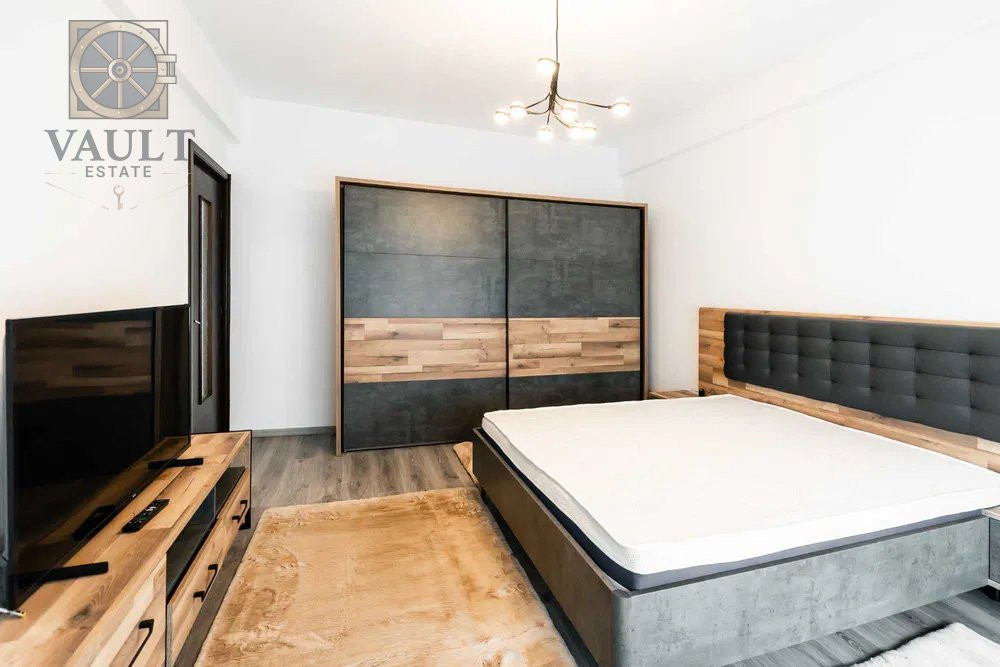 3 CAMERE- 2 BAI- 110mp- CALEA VICTORIEI- RS I