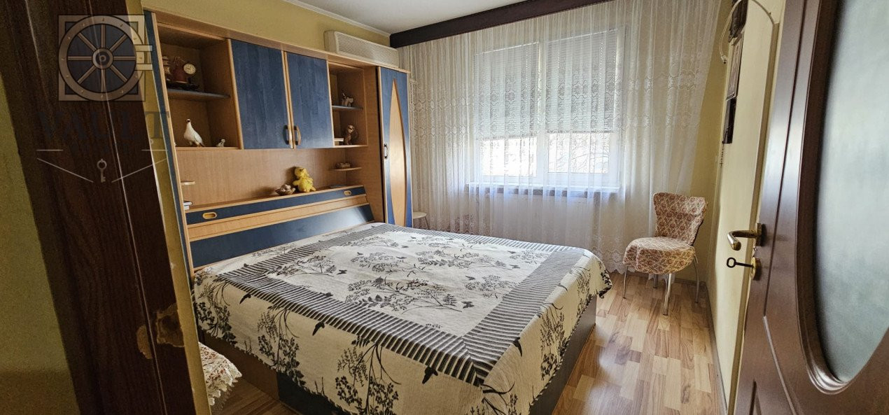  Apartament 3 camere- Decomandat- Bd Chisinau + Boxa 