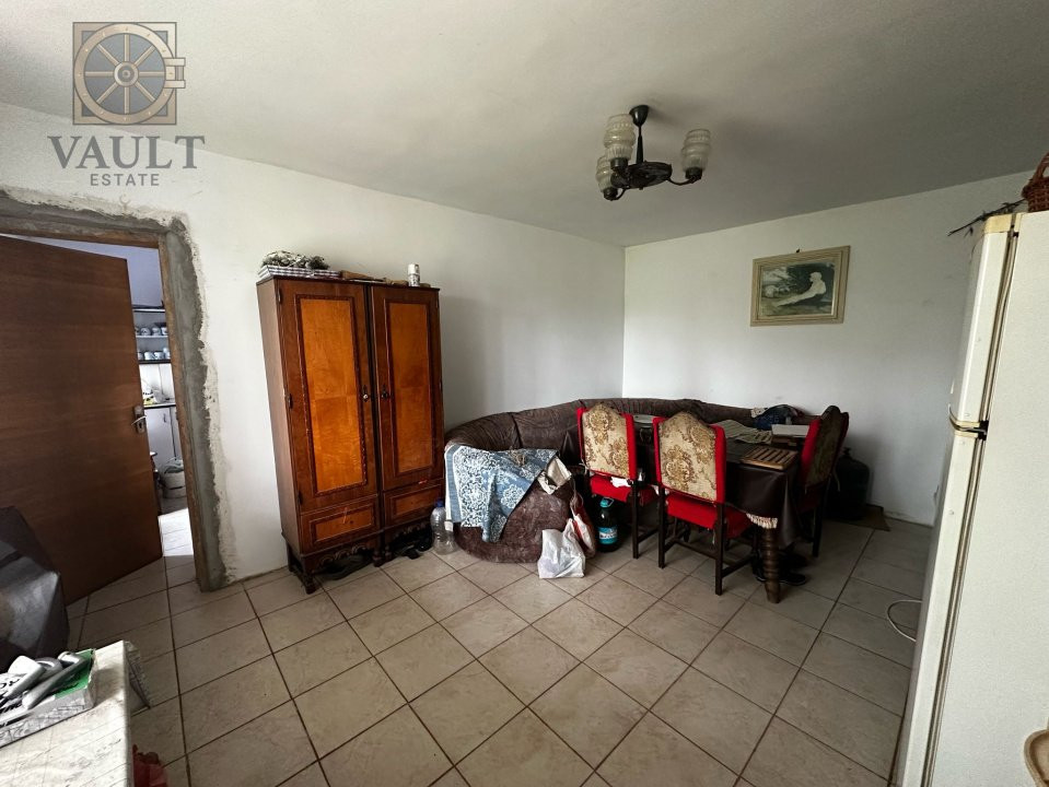Casa/Villa Frumusani - Teren 1000 mp -