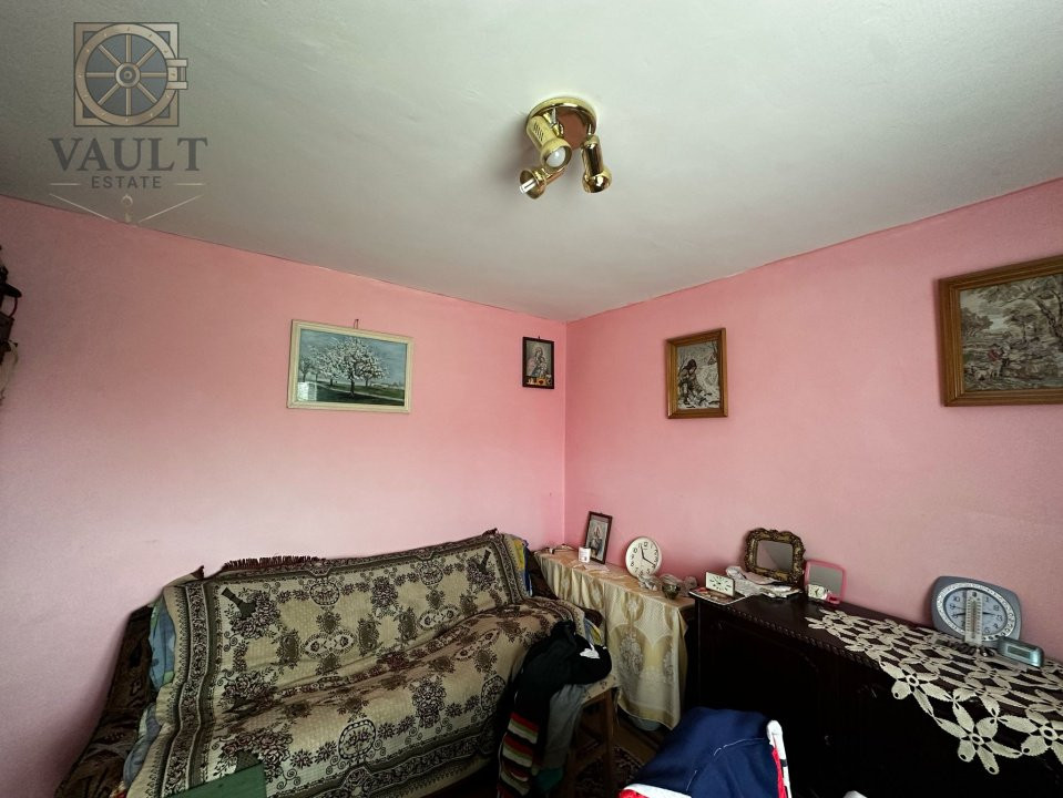 Casa/Villa Frumusani - Teren 1000 mp -