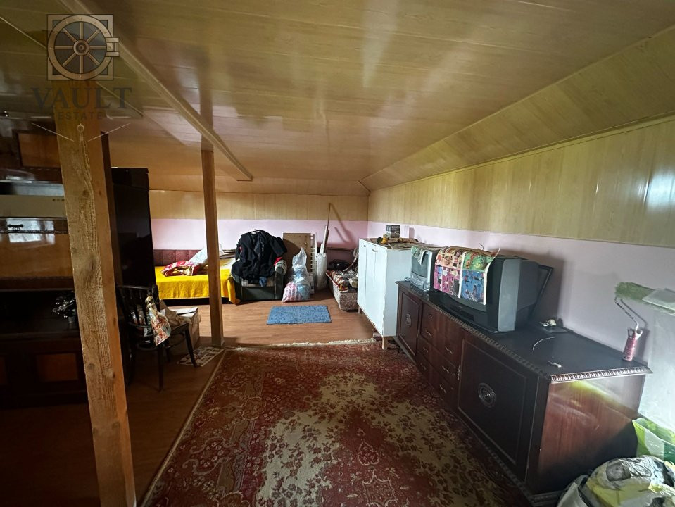 Casa/Villa Frumusani - Teren 1000 mp -