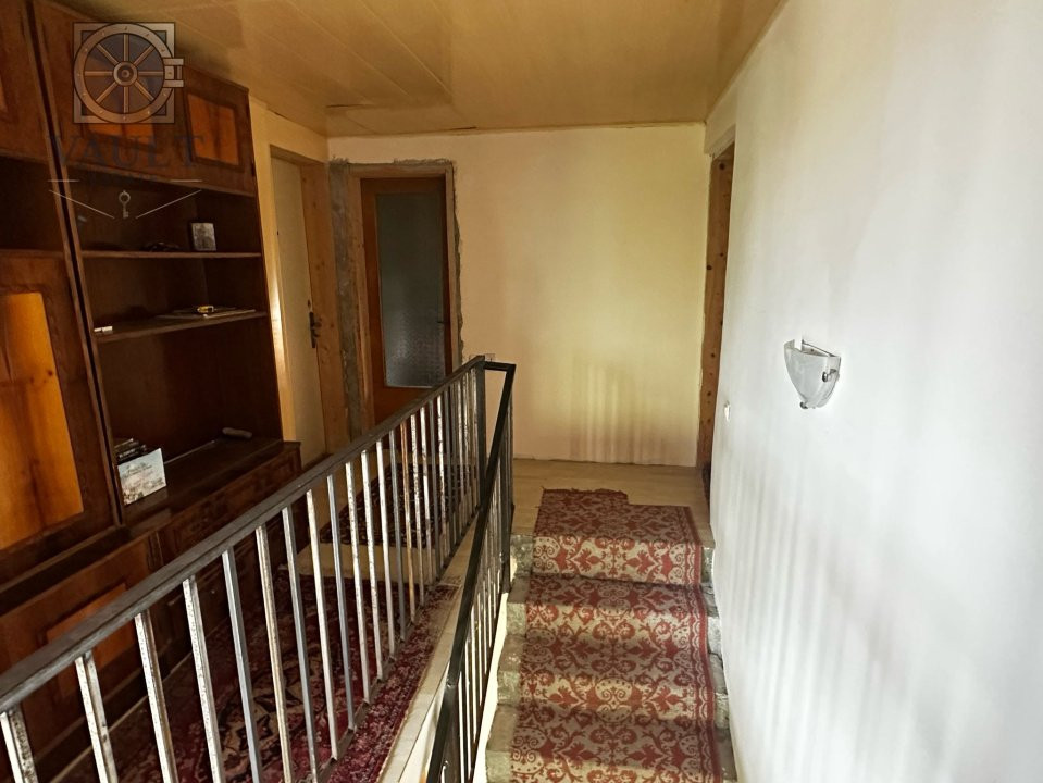 Casa/Villa Frumusani - Teren 1000 mp -