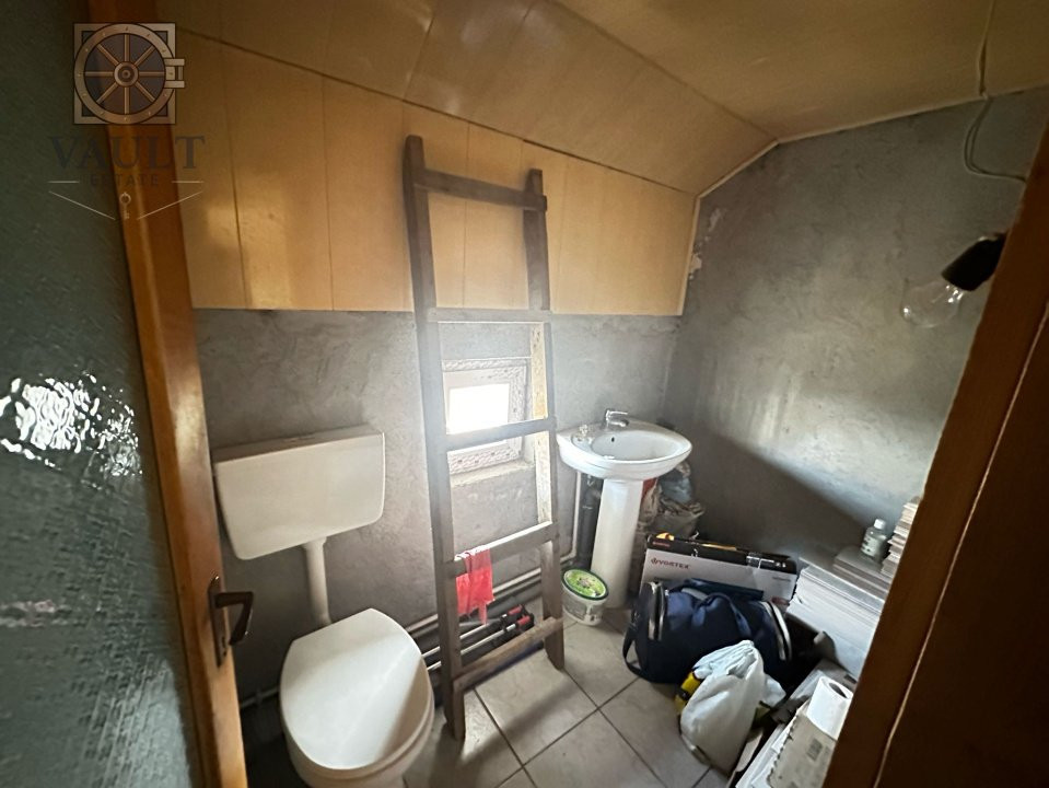 Casa/Villa Frumusani - Teren 1000 mp -