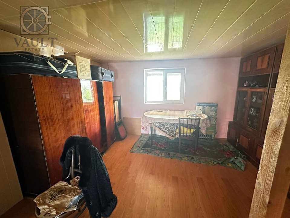 Casa/Villa Frumusani - Teren 1000 mp -