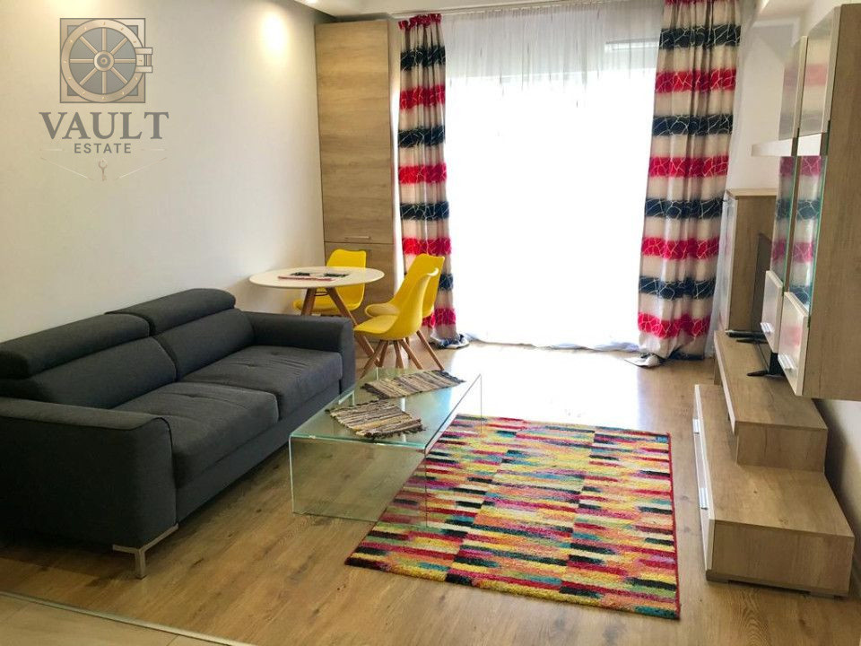 Inchiriere apartament 2 camere cu vedere la piscina - cartier Cosmopolis