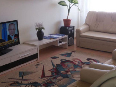 APARTAMENT 3 CAMERE-RAHOVA-2 BAI-DECOMANDAT-2 BOXE SUBSOL