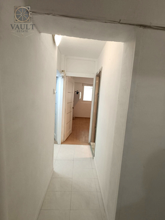 APARTAMENT 3 CAMERE  SPATIOS, M.BRAVU LANGA KAUFLAND  SI INTERSECTIA VITAN
