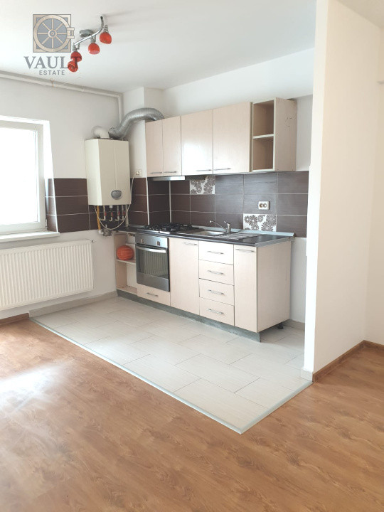 APARTAMENT 2 CAMERE RENOVAT ,CU CENTRALA PROPRIE- VITAN BARZESTI