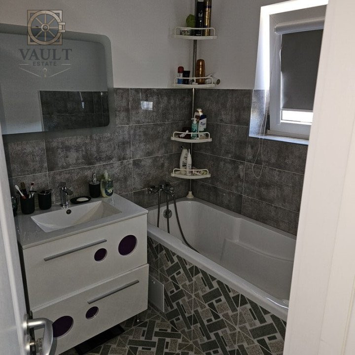 CASA CU CURTE  CU CENTRALA PROPRIE - PALLADY - TERASA+LOC DE PARCARE