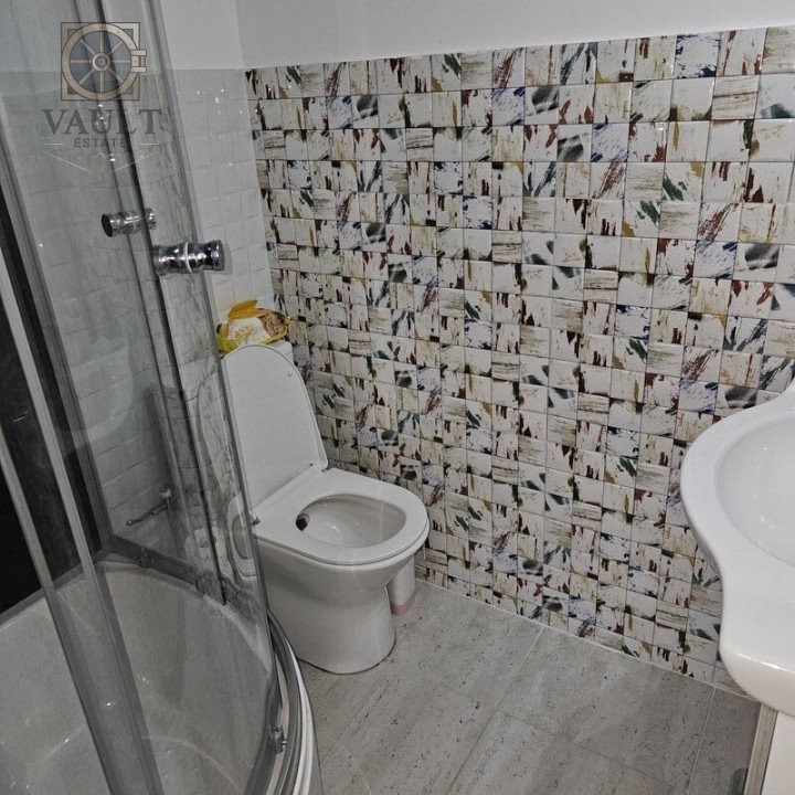 CASA CU CURTE  CU CENTRALA PROPRIE - PALLADY - TERASA+LOC DE PARCARE