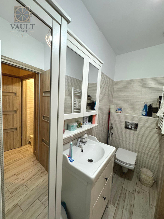 3 CAMERE 130 MP - terasa de 58 mp - priveliste panoramica + loc parcare